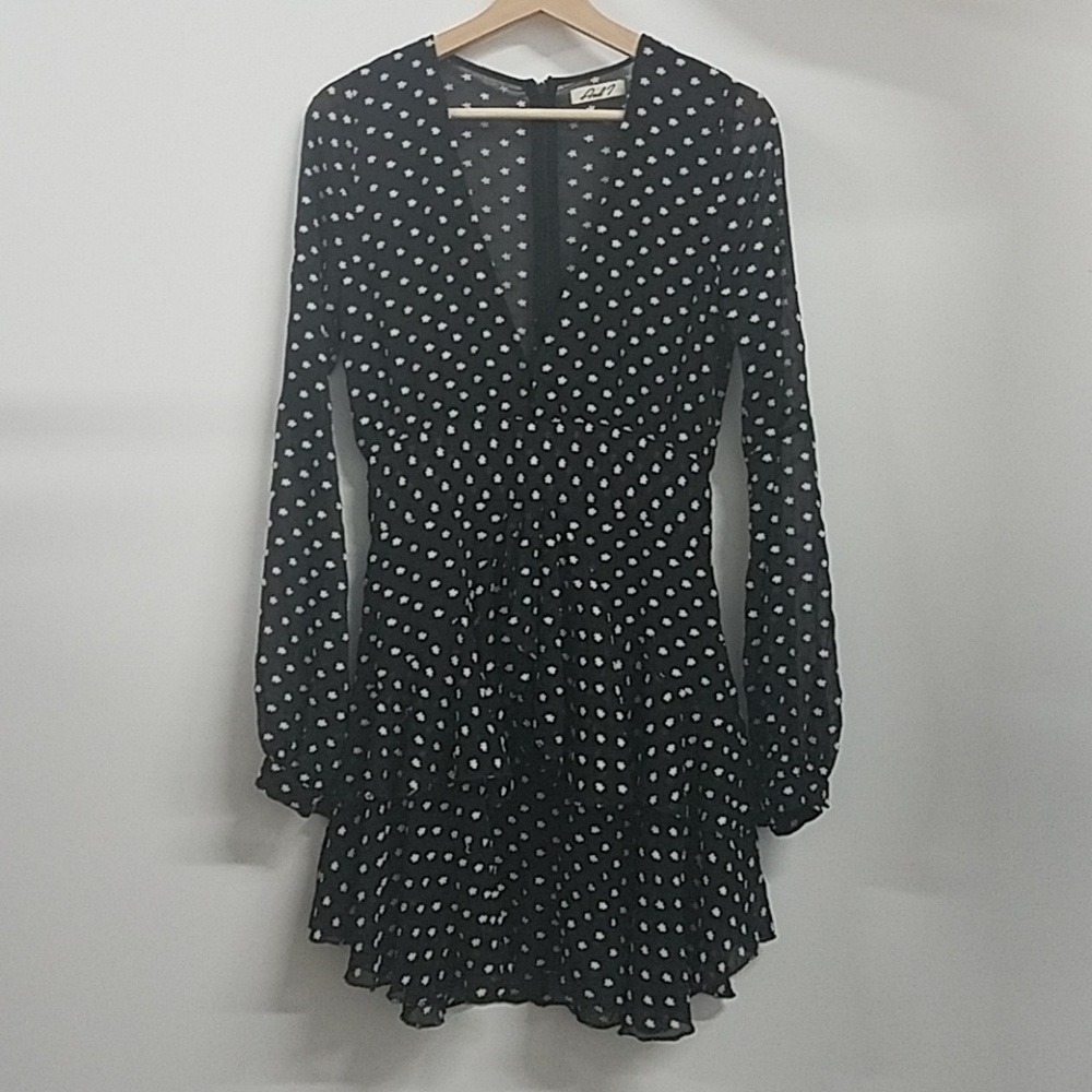 Poppy Long Sleeves Lace up Dress